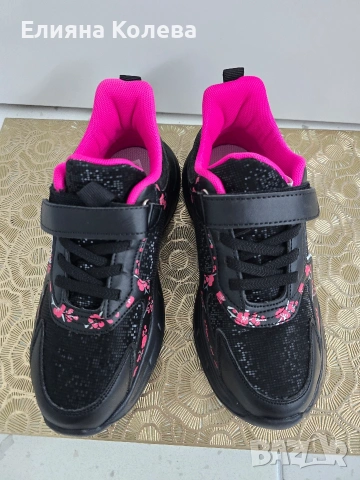 Дамски маратонки, снимка 2 - Маратонки - 53684248