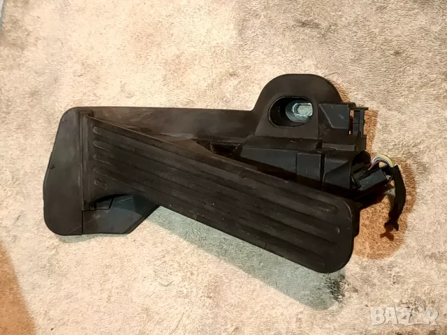 Газ педал / Accelerator pedal за VW Audi Skoda, снимка 2 - Части - 48680727