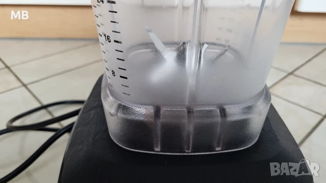 бар блендер Waring Xtreme USA 1500W, снимка 4 - Блендери - 50867136