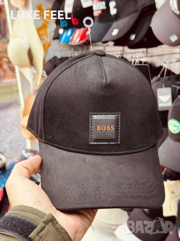 Lacoste 🔹 Valentino🔹Hugo Boss 🔹 Philipp Plein 🔹 Moncler 🔹 Prada🔹Boss🔹 Louis Vuitton 🔹, снимка 7 - Шапки - 53987462