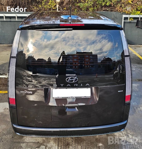 Продавам Hyundai Staria Premium 4x4 2.2 6+1, снимка 9 - Автомобили и джипове - 53395434