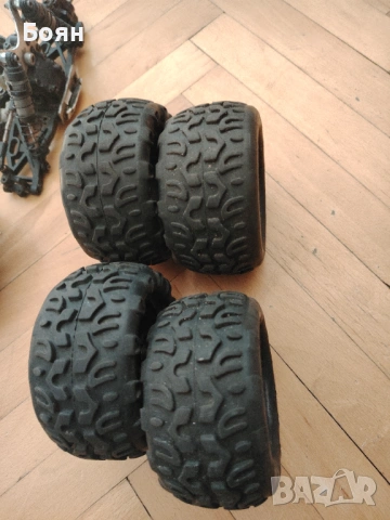 Rc бъги 1/10, снимка 8 - Коли, камиони, мотори, писти - 53752849