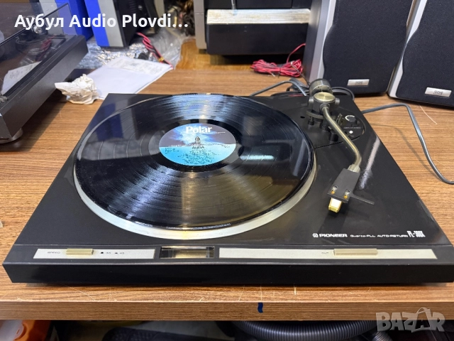 PIONEER PL-300X Direct Drive Turntable - Quartz PLL Auto-Return + Cartridge PIONEER PC-110 - Black