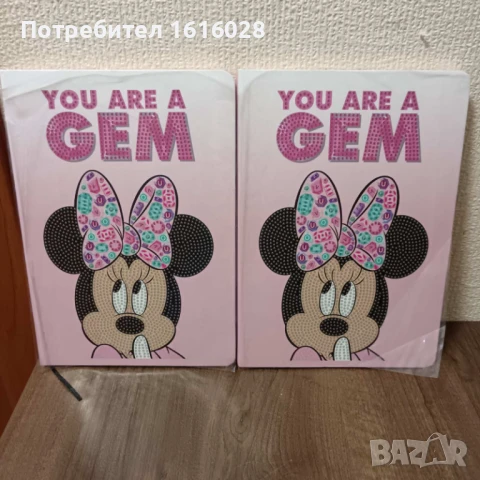 Комплект тефтер на Мини Маус с диамантени камъни на корицата., снимка 16 - Гоблени - 50676430