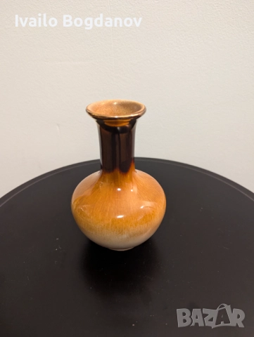 Малка глазирана вазичка, снимка 3 - Вази - 52504520