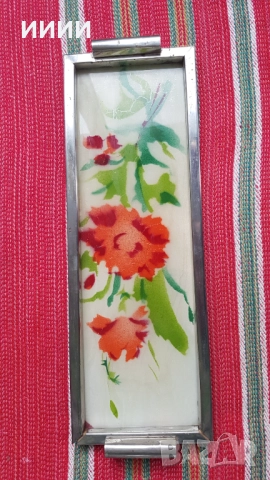 Стар поднос