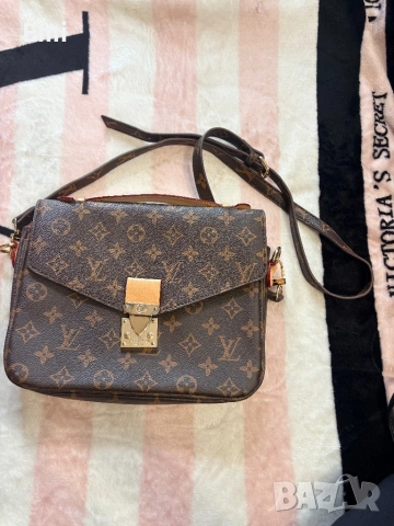 Оригинална чанта Louis Vitton с код 