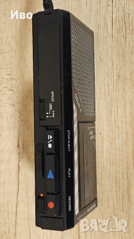 Мини касетен рекордер Sanyo, снимка 2 - Радиокасетофони, транзистори - 53638269