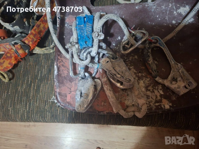 Обурудване за алпинисти, снимка 9 - Спортна екипировка - 53486644