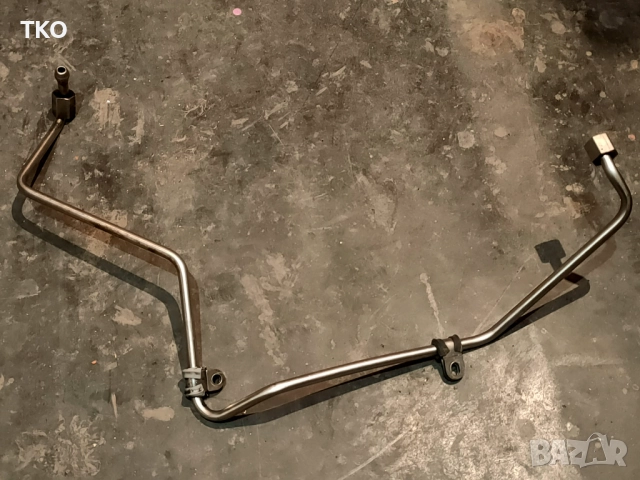 Маслена захаранваща тръба за турбо на VW Audi Skoda - 1.9TDI 2.0TDI, снимка 2 - Части - 52930922
