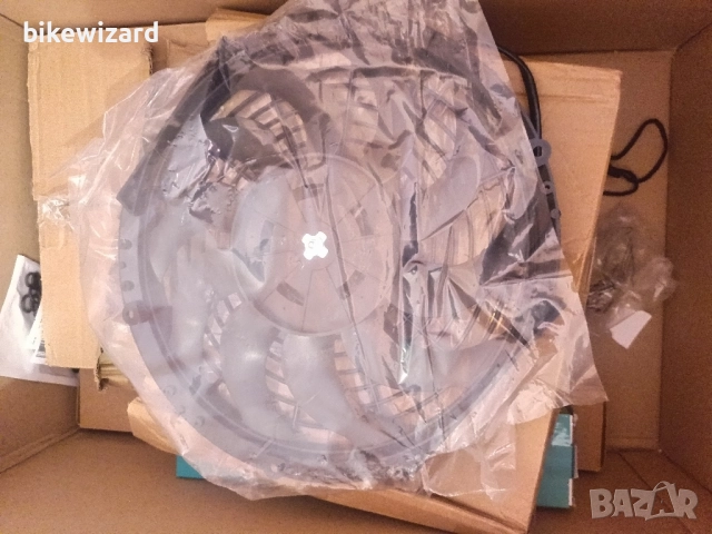 Универсален вентилатор 12V за воден радиатор НОВ, снимка 5 - Части - 52477768