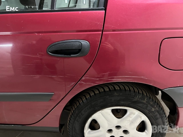 ПРОДАВАМ ТОЙОТА АВЕНСИС 1.6, снимка 16 - Автомобили и джипове - 53697784