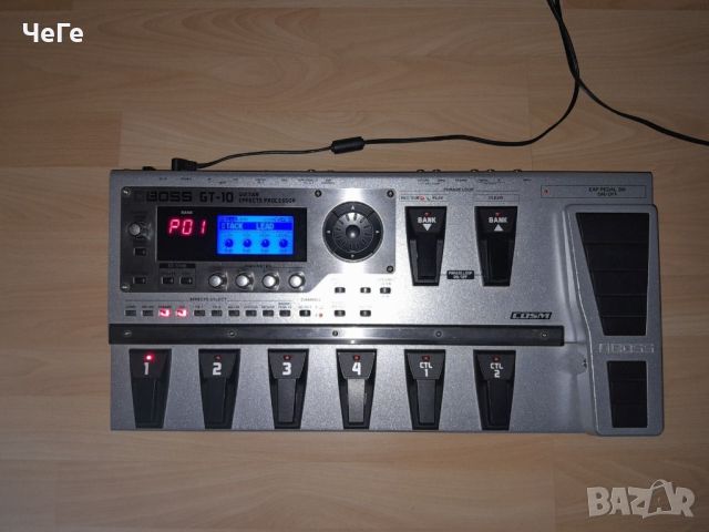 Boss GT10 guitar multieffect processor