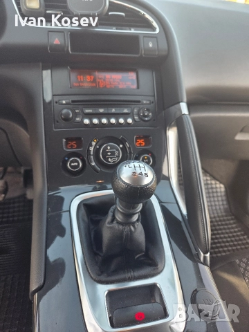 Пежо- 3008, снимка 14 - Автомобили и джипове - 52971872