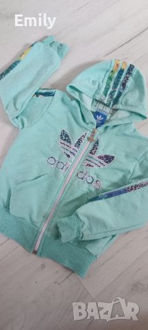 Детско горнище adidas, снимка 1 - Детски пуловери и жилетки - 46160562