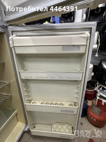 Хладилник , снимка 5 - Хладилници - 53319535