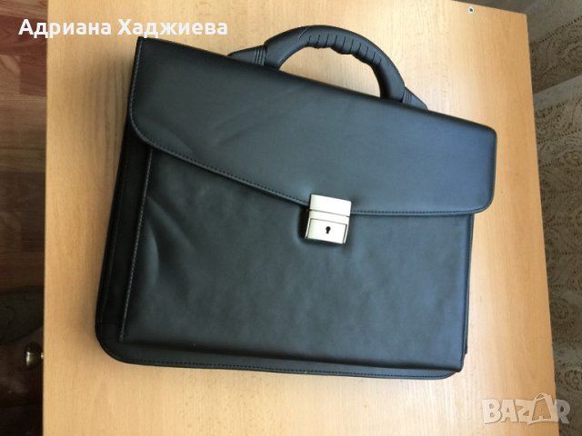 Продавам бизнес чанта, снимка 2 - Чанти - 45005017