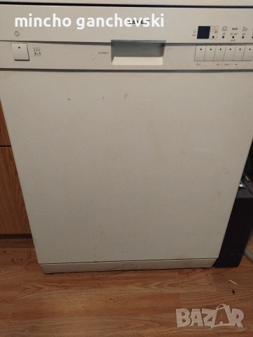 съдомиялна машина като нова от вътре , снимка 3 - Съдомиялни - 53093397