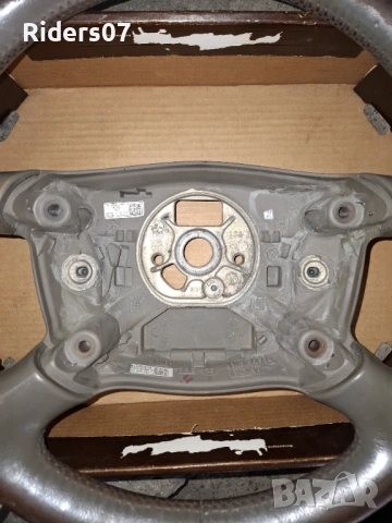 Волан за Audi , снимка 2 - Части - 54181323