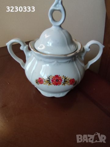 Порцеланов чайник, латиера ,захарница, снимка 5 - Сервизи - 45845218