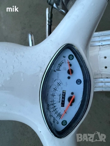 Скутер Vespa, снимка 12 - Мотоциклети и мототехника - 53242173