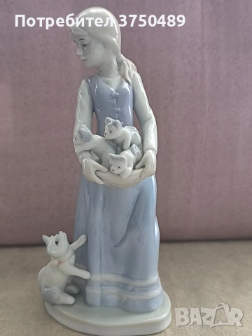 порцеланова фигурка на момиче с котенца