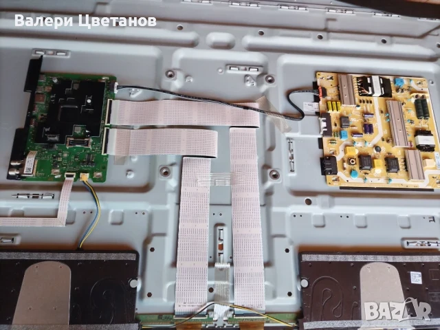 телевизор SAMSUNG UE55AU8072U на части, снимка 3 - Телевизори - 51335491