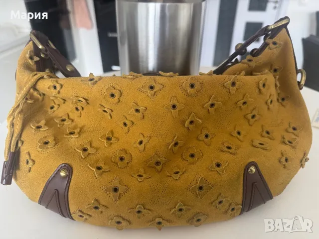 Желана, рядка чанта от естествена кожа на LV , снимка 2 - Чанти - 49813469