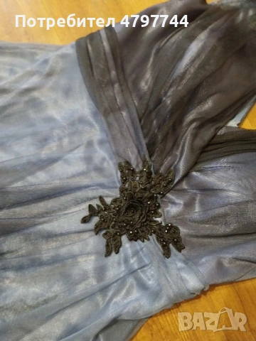 Официална рокля