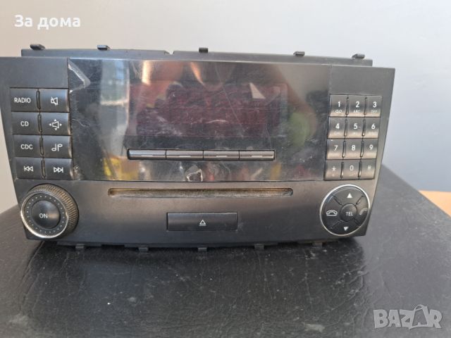 Оригинално CD за Mercedes C klasa W203, снимка 1 - Радиокасетофони, транзистори - 46265067