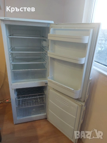 Продавам хладилник с долен фризер, снимка 2 - Хладилници - 53223628