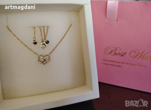 Pandora Колие "Безкрайна любов" 