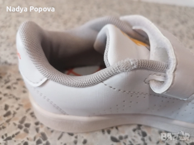 Детски маратонки Адидас, 26 номер, снимка 4 - Детски маратонки - 52271813