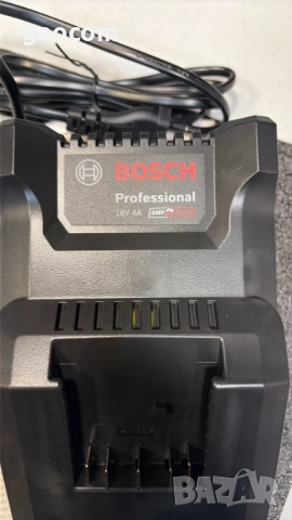 BOSCH GAL 18V-40 ново оригинално зарядно (18V,4.0A,3г гаранция), снимка 2 - Винтоверти - 52928110