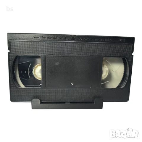 Отвъд граници - видео касета с Анджелина Джоли и Клайв Оуен , снимка 4 - Други жанрове - 40095923