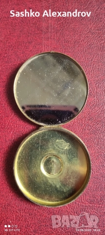 Месингова пудриера Tosca 4711, снимка 4 - Други ценни предмети - 52391234