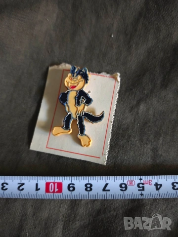 Продавам мартеници НРБ с фигури : Ну ,погоди, мечета , жаба ,Олимпиада , Смърф , снимка 12 - Колекции - 53627248