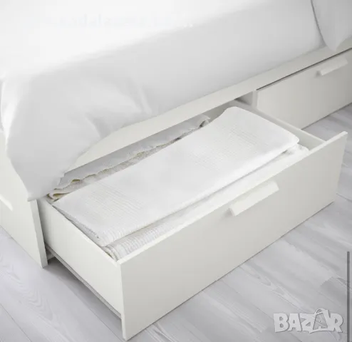 Спалня IKEA  BRIMNES “Queen” ИКЕА 200см на 160см , снимка 4 - Спални и легла - 46914792