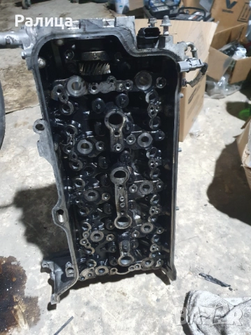Продавам глава за хонда црв  2.2 дизел 