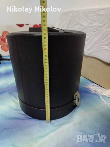 винтидж куфар за шапки, снимка 2 - Шапки - 54016508