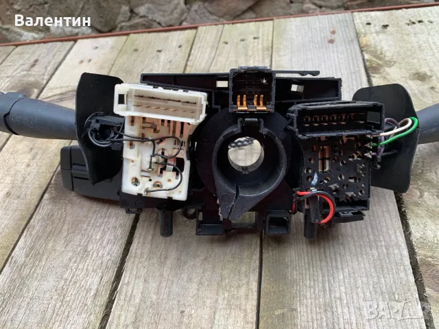 Ръчки мигачи Clio 2 , снимка 2 - Части - 49822029