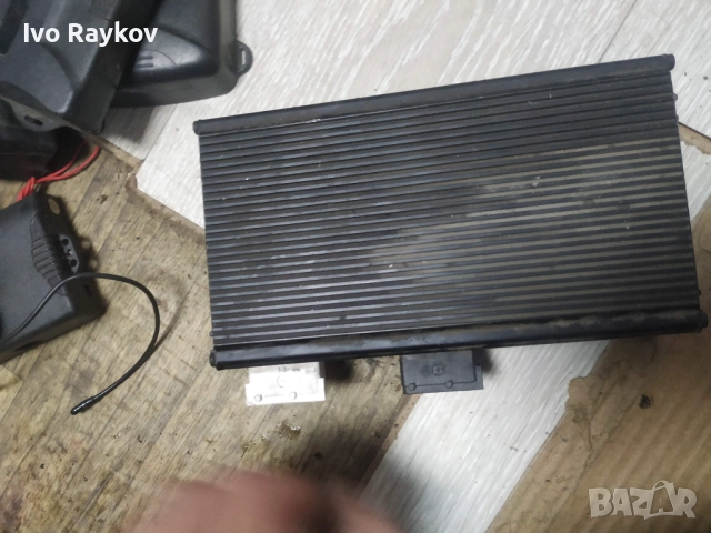 усилвател JBL за автомобили Citroën и Peugeot , 9631041580 