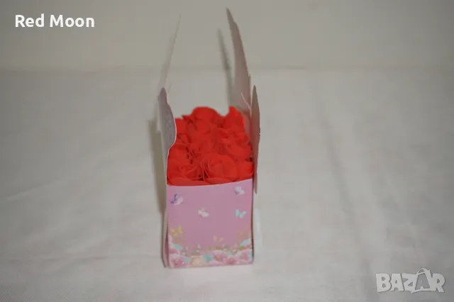 Чисто Нова Ръчно Изработена Малка Кошничка От Рози, снимка 4 - Декорация за дома - 50426507