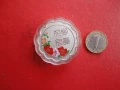 Сребърна монета с емайл в капсула , снимка 1