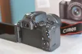 Нов Canon EOS 250D на 520 кадъра, снимка 9