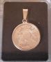 Сребърен медальон с лика на Девата, снимка 1 - Колиета, медальони, синджири - 45636876