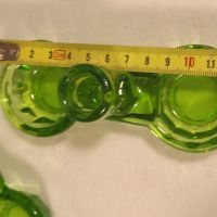 антикварна стъклена солница зелено стъкло, снимка 3 - Аксесоари за кухня - 45573392