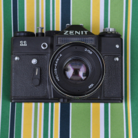 Фотоапарат Zenit 11 с обектив Helios-44M-4, снимка 1 - Фотоапарати - 45045722