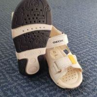 Детски сандали Geox, снимка 3 - Детски сандали и чехли - 45545700