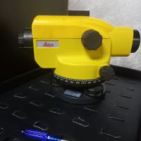  Оптичен нивелир Leica Jogger 24, снимка 5 - Други инструменти - 45210266